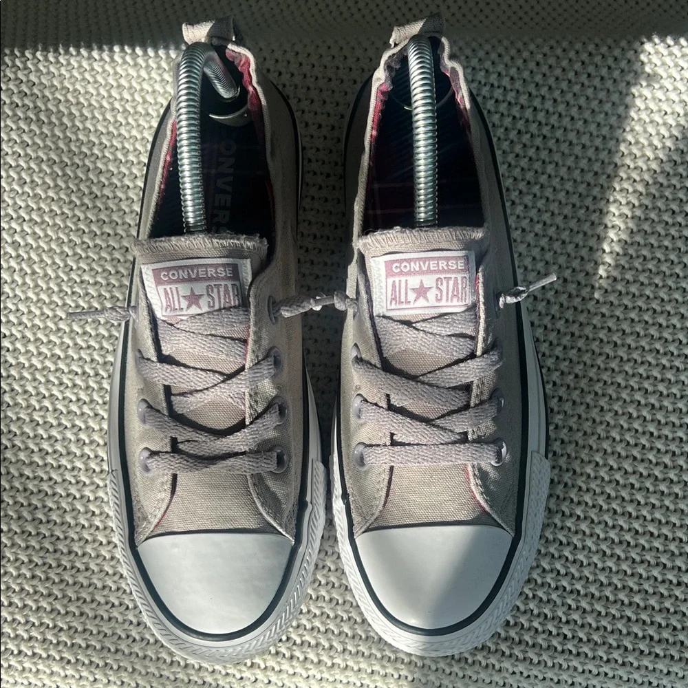 Converse Lavender Low-Top Sneakers - Picture 4 of 13